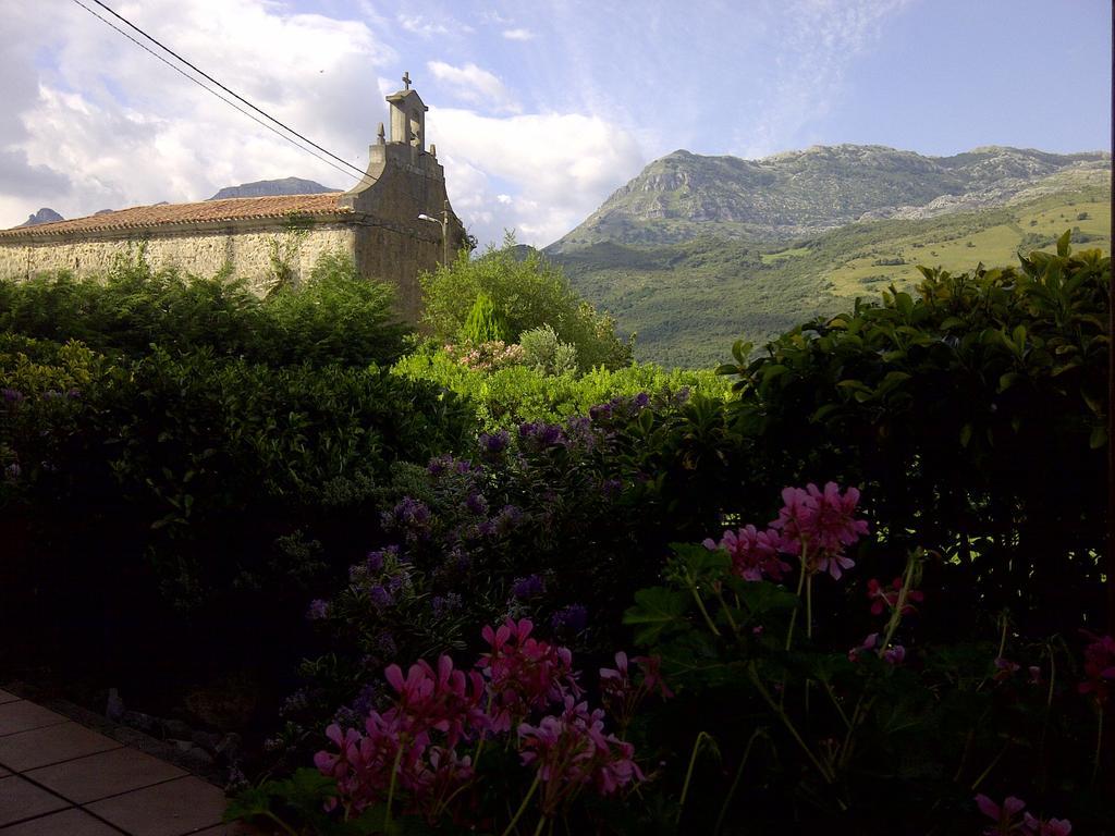 Aire De Ruesga Hotel Exterior foto